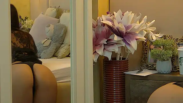 Snapshot of NattyDevon chatting on 01.05.25 NattyDevon online show from 01.05.25