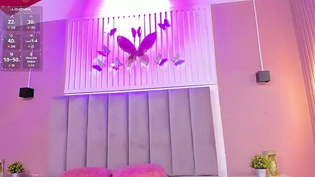 Snapshot of dyvis_22 chatting on 10.02.25 dyvis 22 online show from 10.02.25