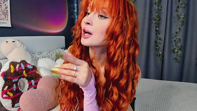 Snapshot of _Jenny_Miller_ chatting on 07.19.26 Jenny Miller online show from 07.19.26