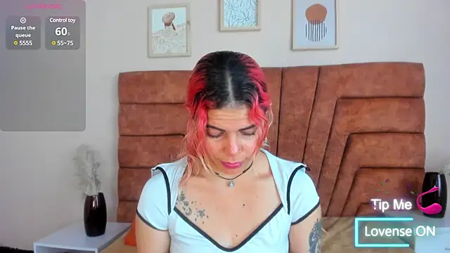 NIKI SANTANA online show from 03.04.25