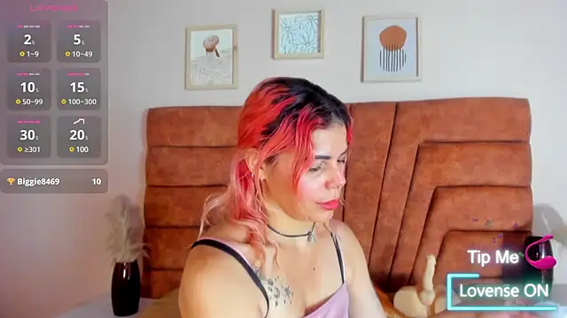 NIKI SANTANA online show from 03.06.25