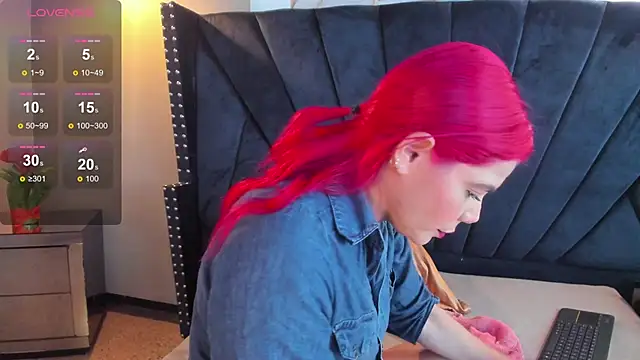 NIKI SANTANA online show from 10.23.25