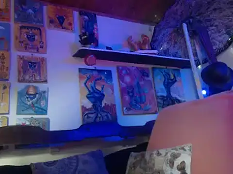 laye19 online show from 12.19.24