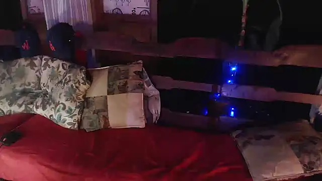 laye19 online show from 11.08.25