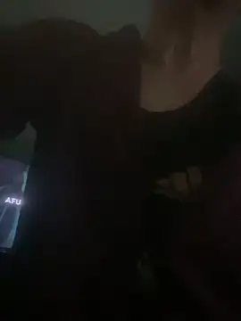 laye19 online show from 04.18.26