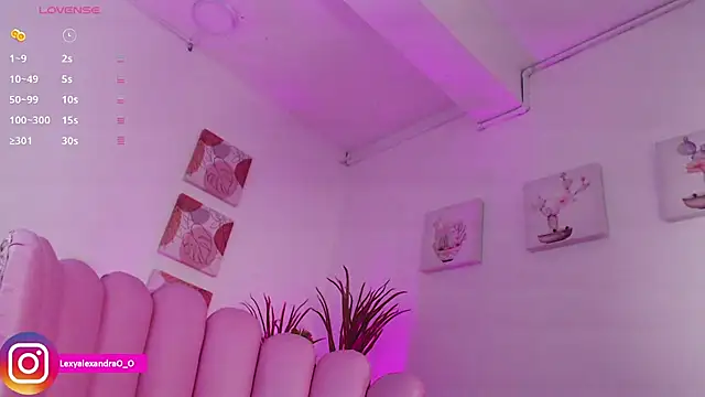 Lexyjoycce online show from 02.07.25