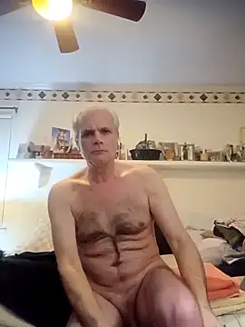 Snapshot of Hand69someguy chatting on 10.22.25 Hand69someguy online show from 10.22.25