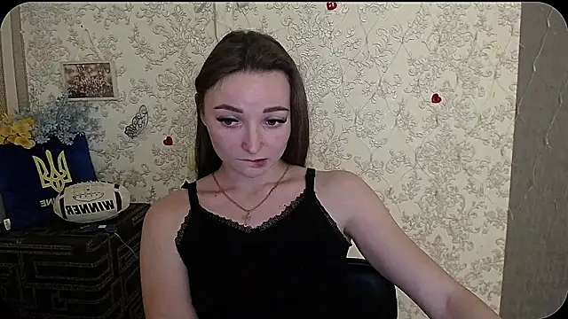  Barbie Kiss  online show from 12.17.24