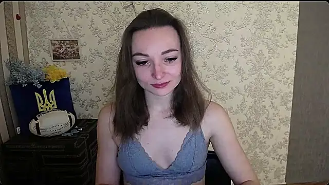  Barbie Kiss  online show from 01.08.25