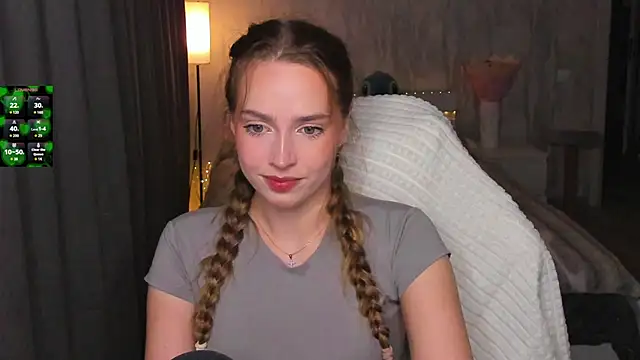 Snapshot of YaraKroft_ chatting on 07.26.26 YaraKroft online show from 07.26.26