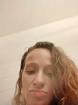 Snapshot of xxxPaYtOn chatting on 10.18.25 xxxPaYtOn online show from 10.18.25