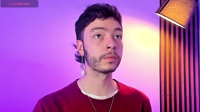 Snapshot of noah_ricci chatting on 10.09.25 noah ricci online show from 10.09.25