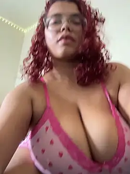 Snapshot of kelsmx chatting on 02.14.26 kelsmx online show from 02.14.26