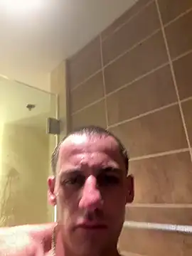 Snapshot of PeytonJohnn chatting on 10.06.25 PeytonJohnn online show from 10.06.25