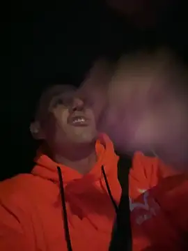 Snapshot of PeytonJohnn chatting on 10.18.25 PeytonJohnn online show from 10.18.25