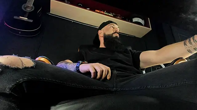 axxelrich  online show from 03.03.25