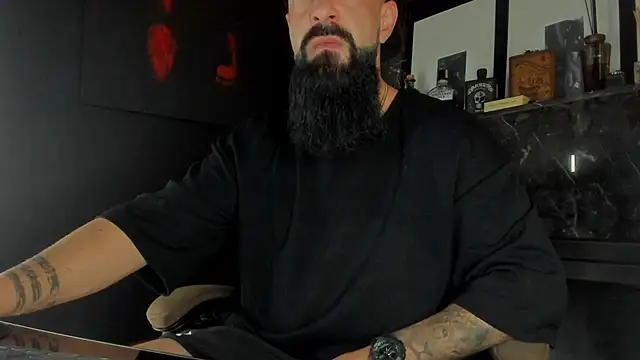 axxelrich  online show from 10.20.25