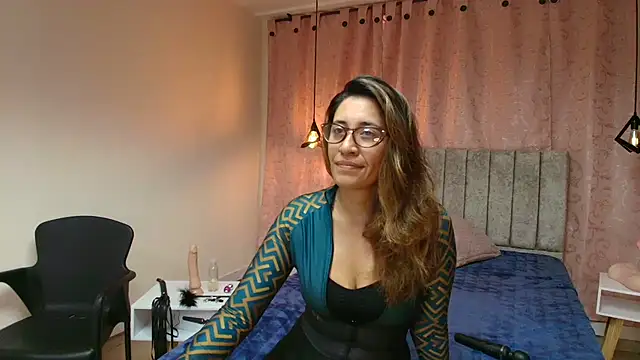 VioletaScott  online show from 02.06.25