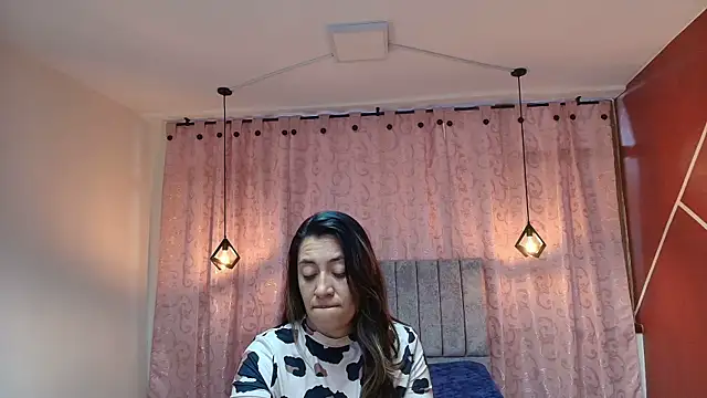 VioletaScott  online show from 09.22.25