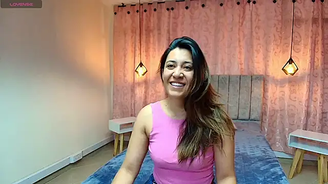 VioletaScott  online show from 10.06.25