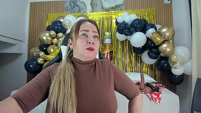 Danna topless online show from 09.19.25