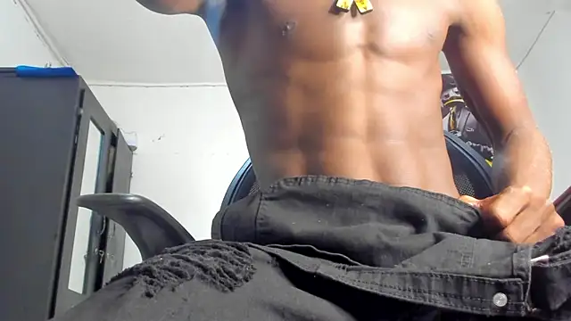 Snapshot of darwinjhonson chatting on 01.09.25 darwinjhonson online show from 01.09.25