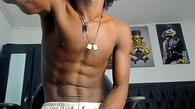 Snapshot of darwinjhonson chatting on 02.19.25 darwinjhonson online show from 02.19.25