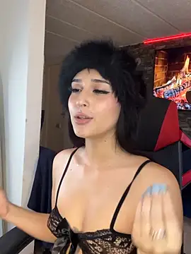 Charlotte greys online show from 04.21.26