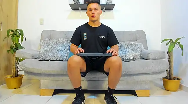 julian wallace online show from 01.23.25