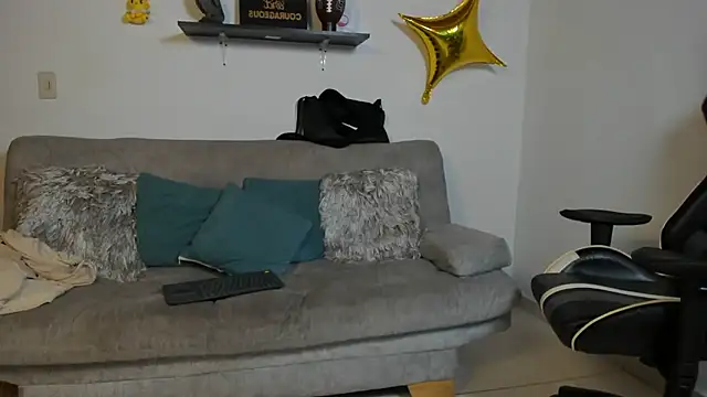 julian wallace online show from 01.08.26