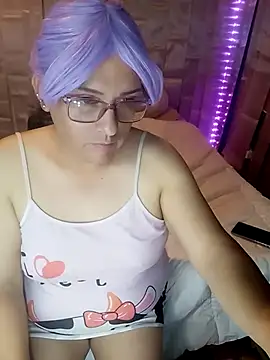 Snapshot of JOSSYANNE chatting on 09.23.25 JOSSYANNE online show from 09.23.25