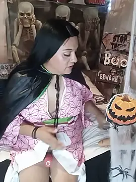 Snapshot of JOSSYANNE chatting on 10.25.25 JOSSYANNE online show from 10.25.25