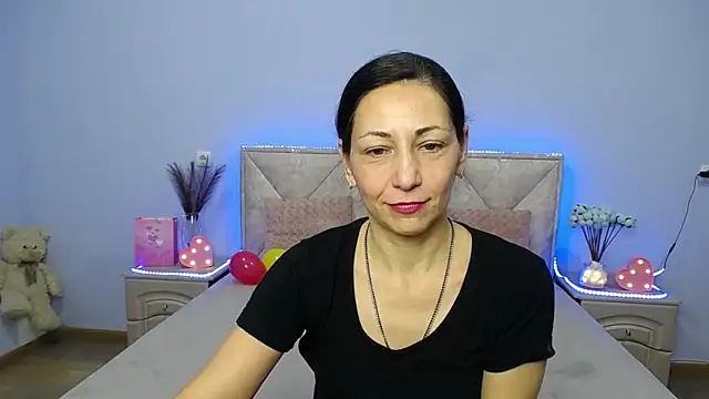 LiluGrants online show from 01.11.25