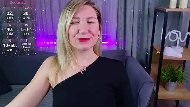 Snapshot of MilaBott chatting on 01.19.25 MilaBott online show from 01.19.25