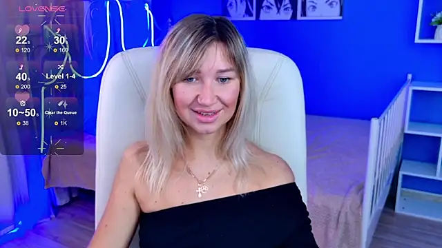 Snapshot of MilaBott chatting on 09.11.25 MilaBott online show from 09.11.25