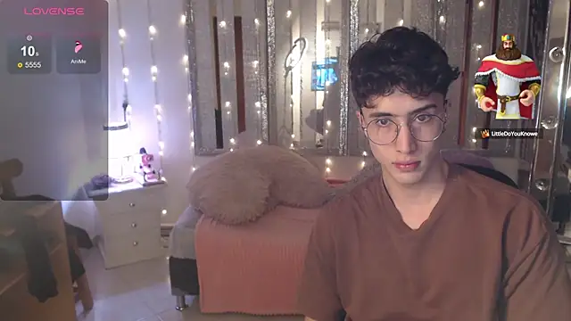 Snapshot of gojo_satoru_18 chatting on 01.10.25 gojo satoru 18 online show from 01.10.25