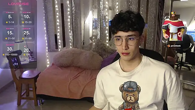 Snapshot of gojo_satoru_18 chatting on 01.13.25 gojo satoru 18 online show from 01.13.25