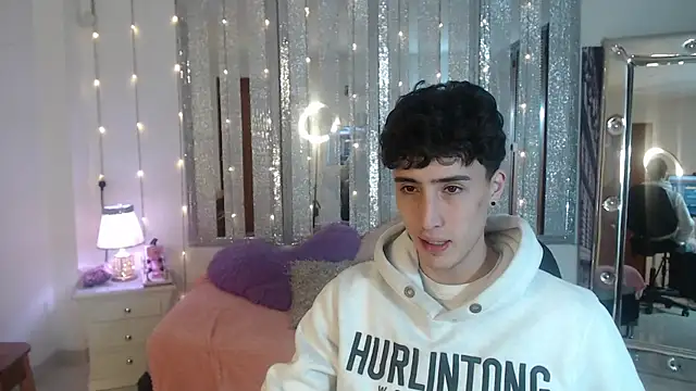 Snapshot of gojo_satoru_18 chatting on 01.16.25 gojo satoru 18 online show from 01.16.25