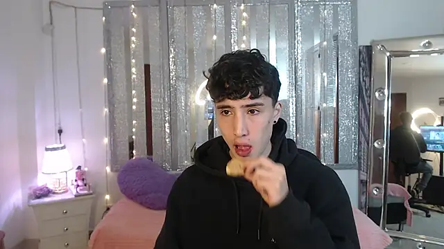 Snapshot of gojo_satoru_18 chatting on 01.18.25 gojo satoru 18 online show from 01.18.25