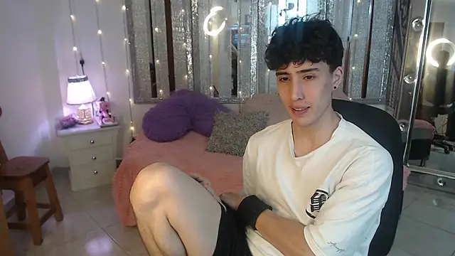 Snapshot of gojo_satoru_18 chatting on 01.20.25 gojo satoru 18 online show from 01.20.25