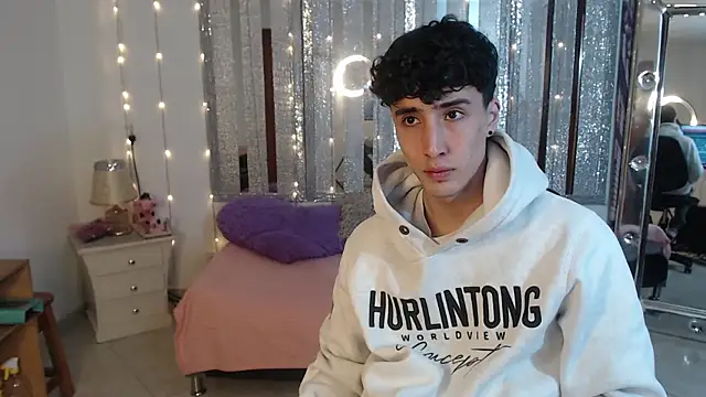 Snapshot of gojo_satoru_18 chatting on 01.25.25 gojo satoru 18 online show from 01.25.25