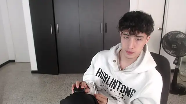 Snapshot of gojo_satoru_18 chatting on 02.28.25 gojo satoru 18 online show from 02.28.25