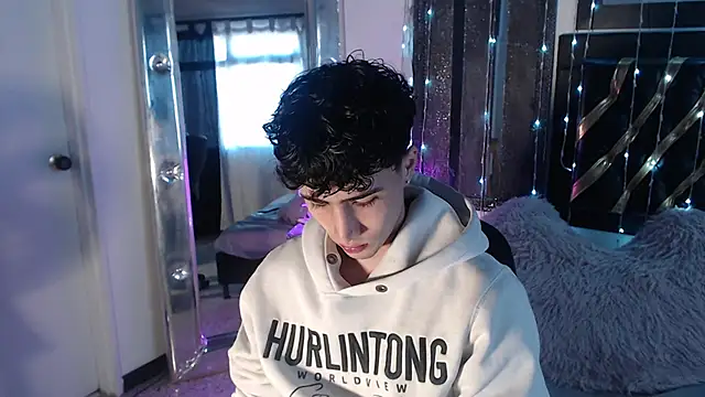 Snapshot of gojo_satoru_18 chatting on 09.09.25 gojo satoru 18 online show from 09.09.25