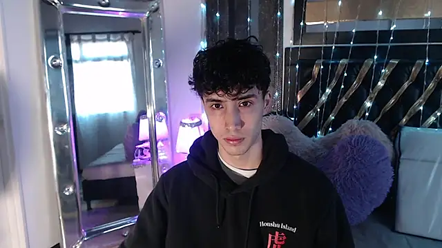 Snapshot of gojo_satoru_18 chatting on 09.29.25 gojo satoru 18 online show from 09.29.25