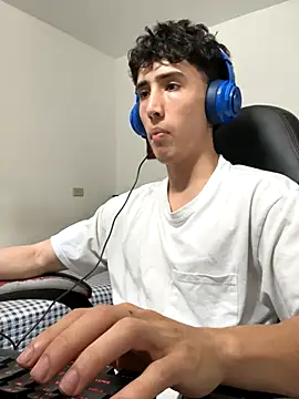 Snapshot of gojo_satoru_18 chatting on 10.20.25 gojo satoru 18 online show from 10.20.25