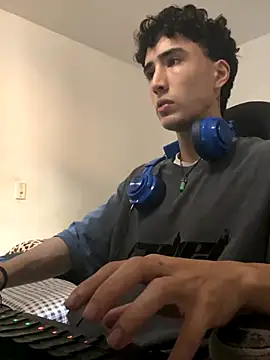 Snapshot of gojo_satoru_18 chatting on 10.25.25 gojo satoru 18 online show from 10.25.25