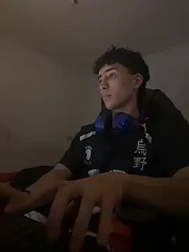 Snapshot of gojo_satoru_18 chatting on 10.31.25 gojo satoru 18 online show from 10.31.25