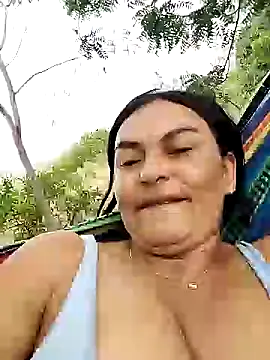 Snapshot of Horny-Mommy-Dirty chatting on 01.30.25 Horny-Mommy-Dirty online show from 01.30.25