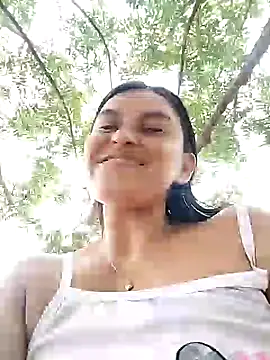 Snapshot of Horny-Mommy-Dirty chatting on 02.08.25 Horny-Mommy-Dirty online show from 02.08.25