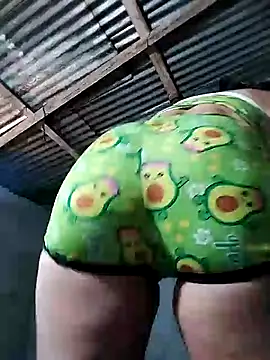 Snapshot of Horny-Mommy-Dirty chatting on 02.13.25 Horny-Mommy-Dirty online show from 02.13.25